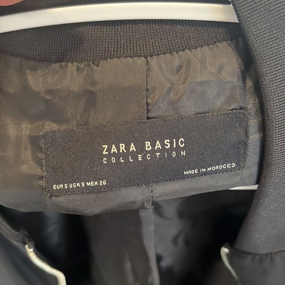 Zara bomber jacket - Picture 2 of 2